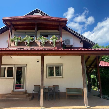 Guesthouse Abrlic Селище Дрезницко Екстериор снимка